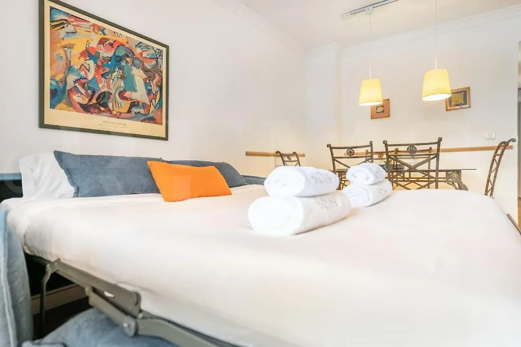 Charming Apartment In La Malagueta By Rems Malaga Spain