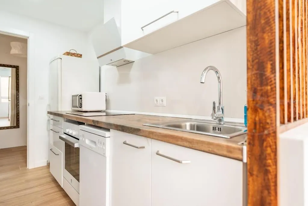 Charming Apartment In La Malagueta By Rems Malaga