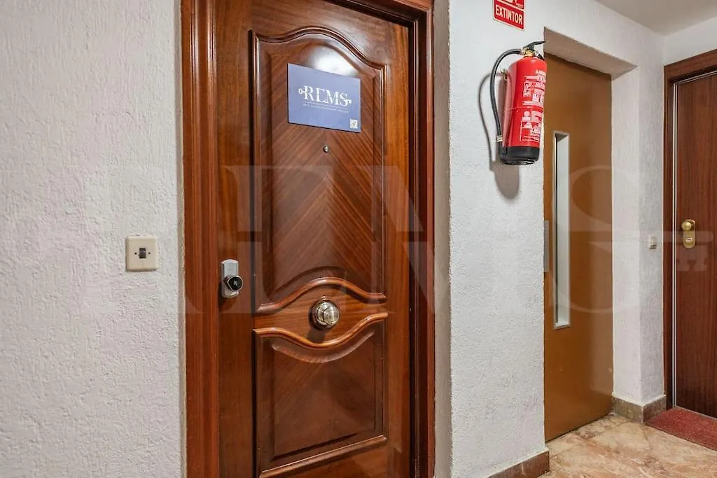 Charming Apartment In La Malagueta By Rems Malaga